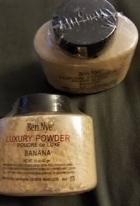 2 Ben Nye Luxury Powders